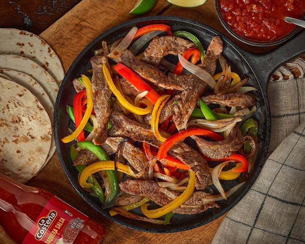 230202_FAJITAS_SALSA_TAQUERA_HERO-1
