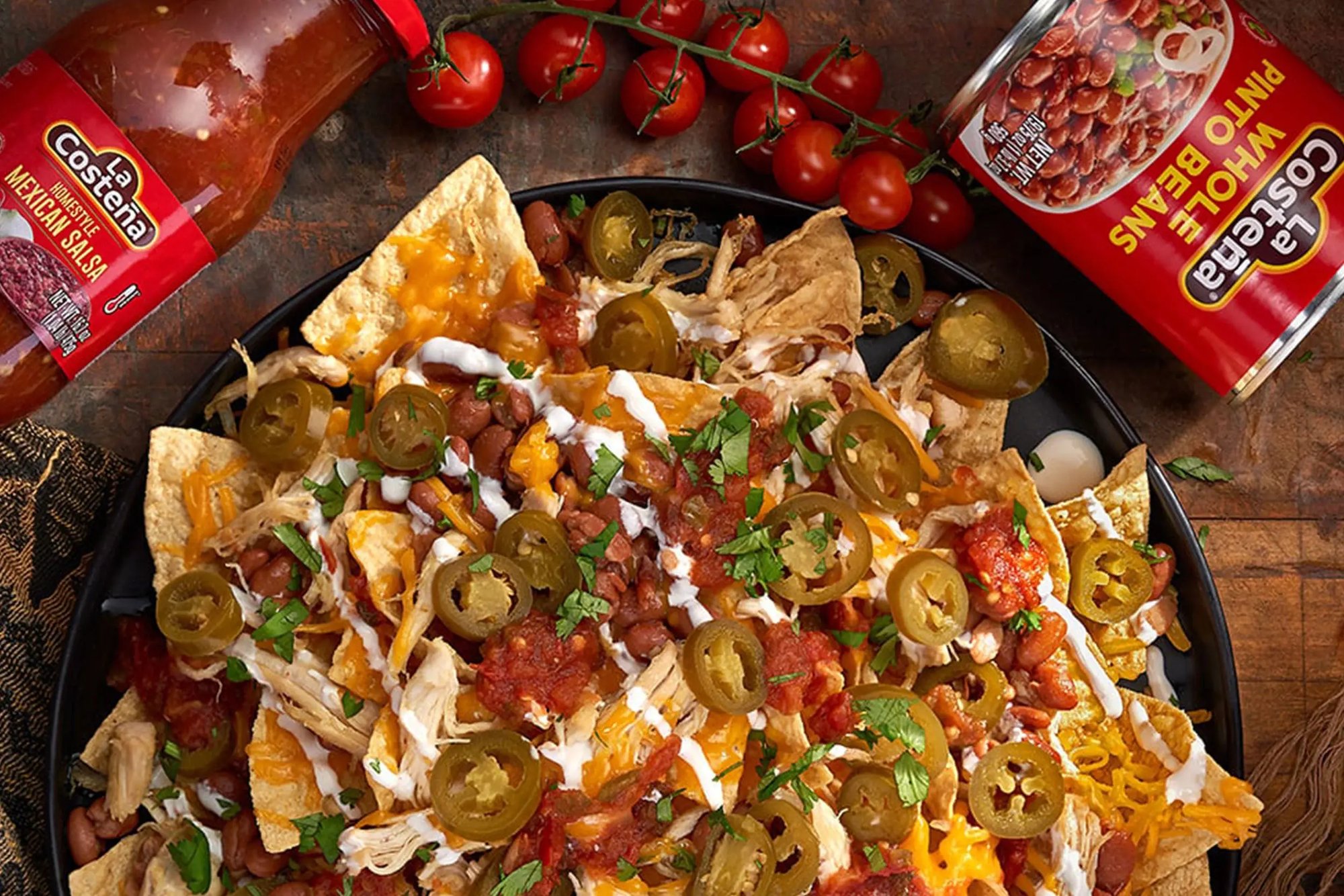 Baked-Chicken-Nachos-with-Jalapeño