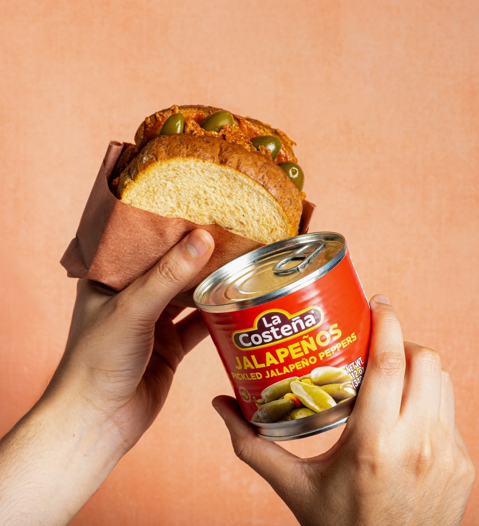 La Costeña Jalapeños can with a fresh torta